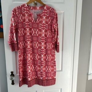 Coolibar NWOT pink Beach Medallion Oceanside Dress size Medium Notch-Neck